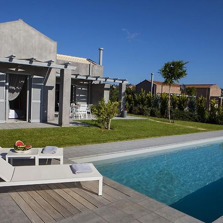 Villa Lefteris สโวโรนาตา ภายนอก รูปภาพ