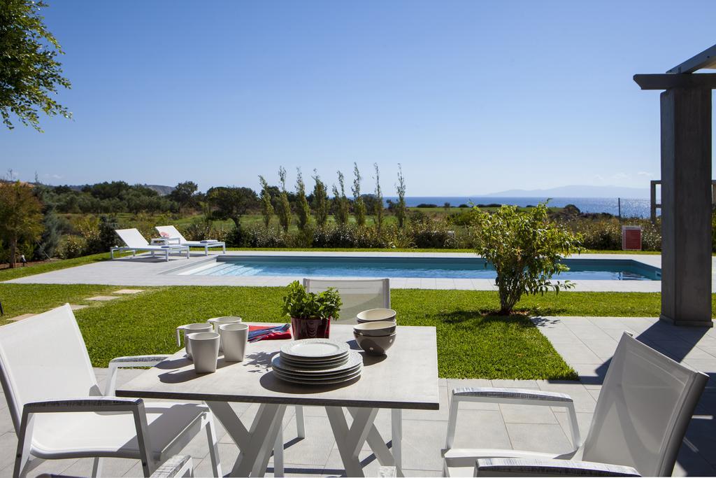 Villa Lefteris สโวโรนาตา ภายนอก รูปภาพ